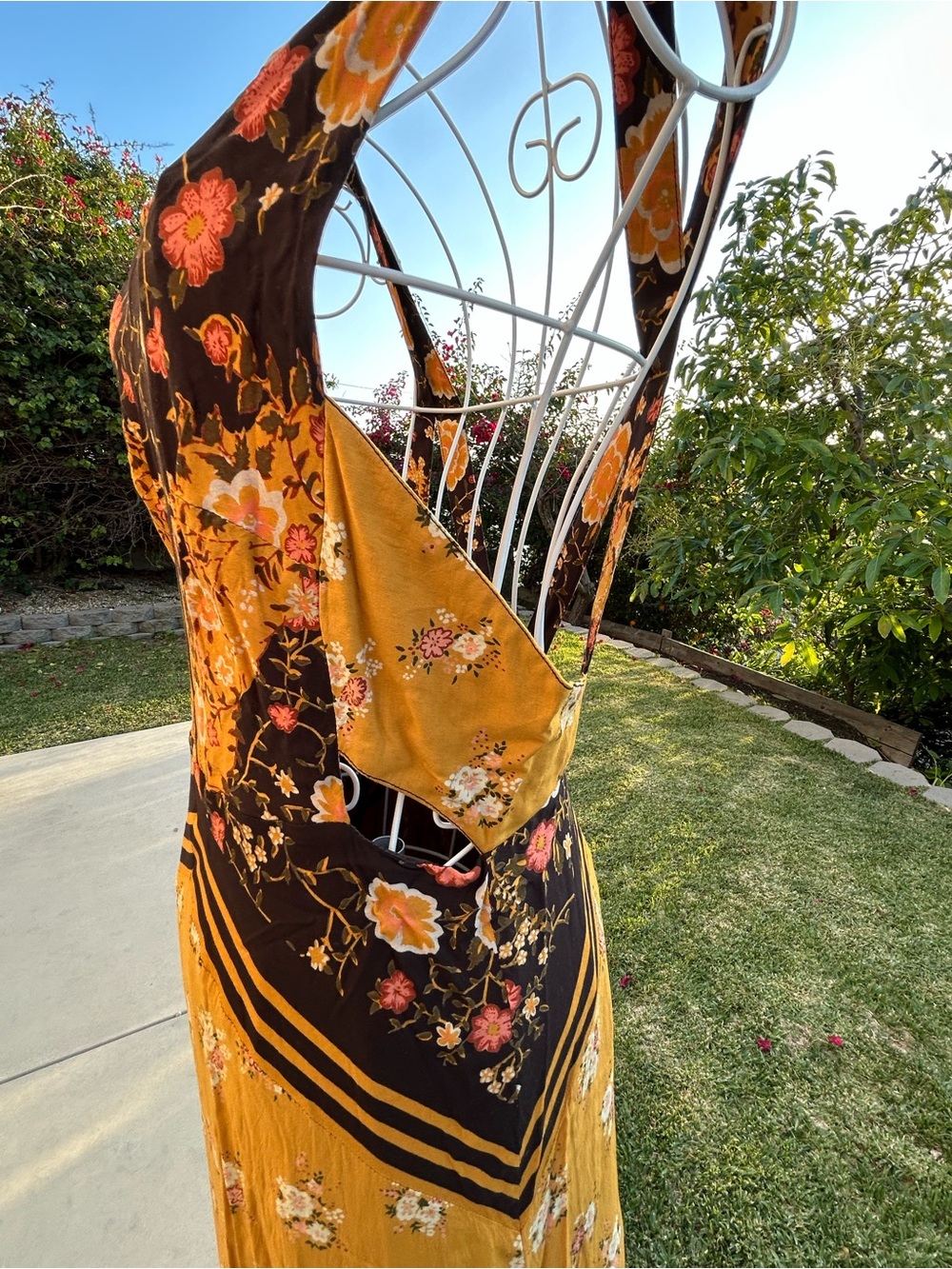 Free People size 4 Mustard Floral Sleeveless Midi Dress